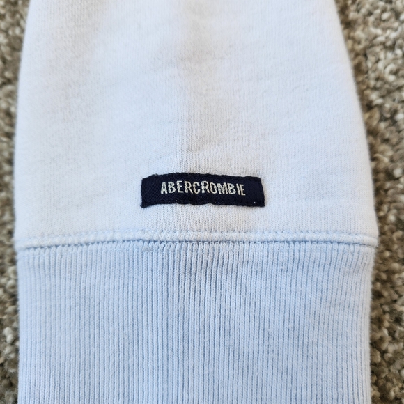 LIKE NEW Abercrombie & Fitch Light Blue Hoodie With Brown Patch Writing Size L - Picture 8 of 13